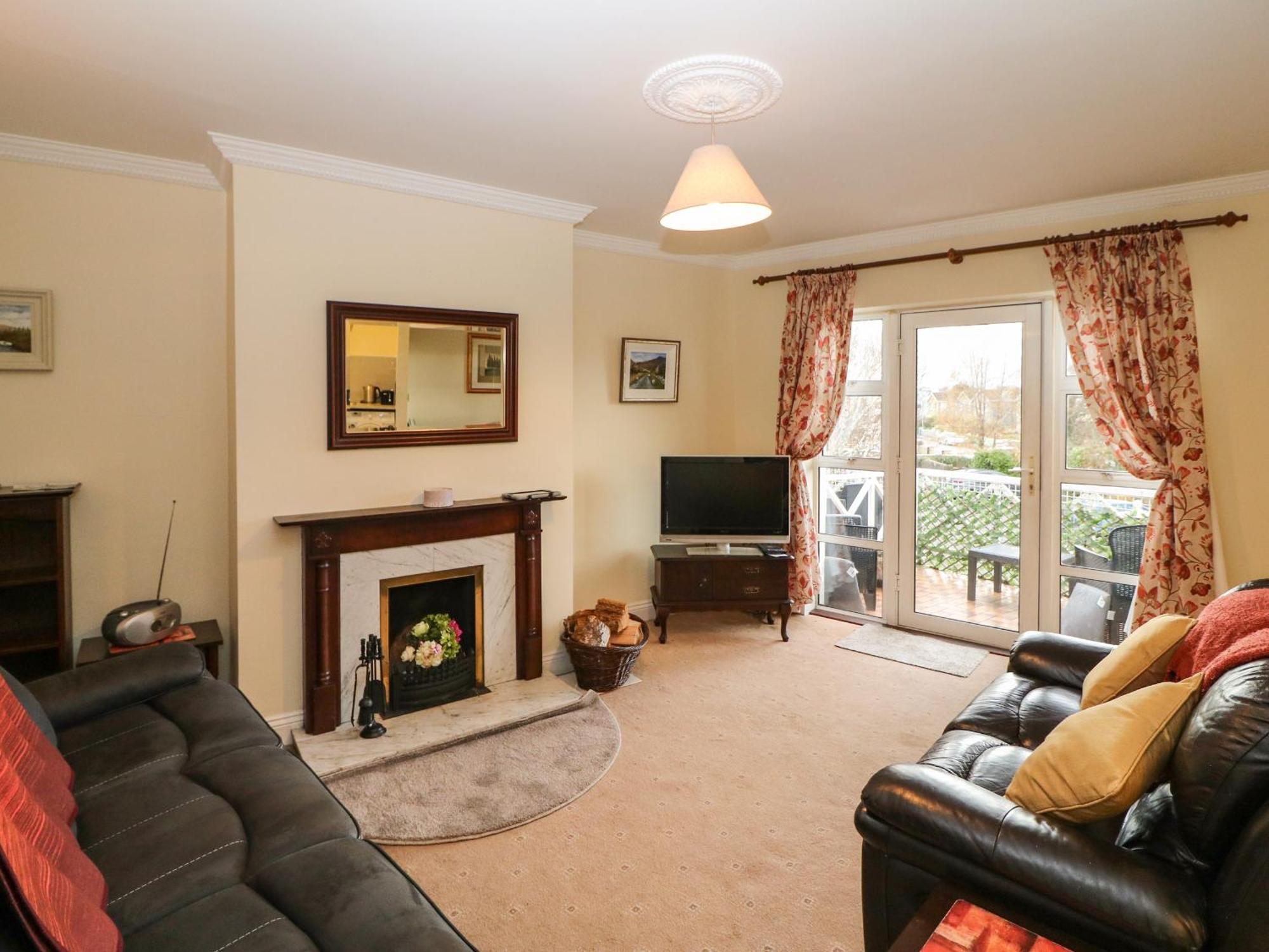 8 Scrahan Place Killarney Exterior photo