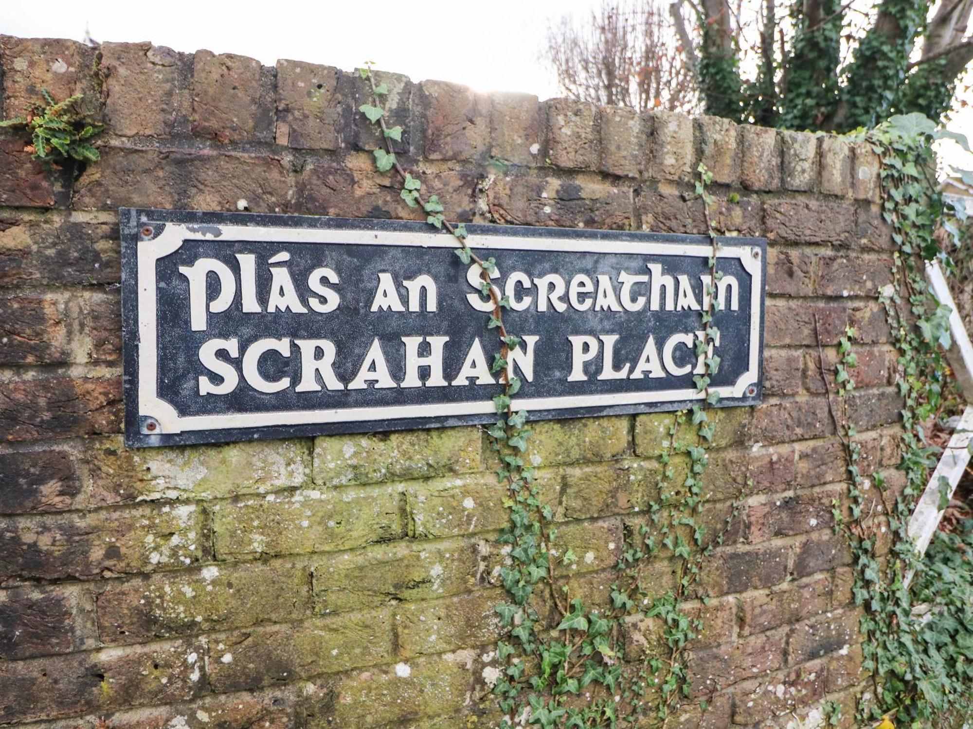8 Scrahan Place Killarney Exterior photo